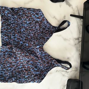 Align crop tank